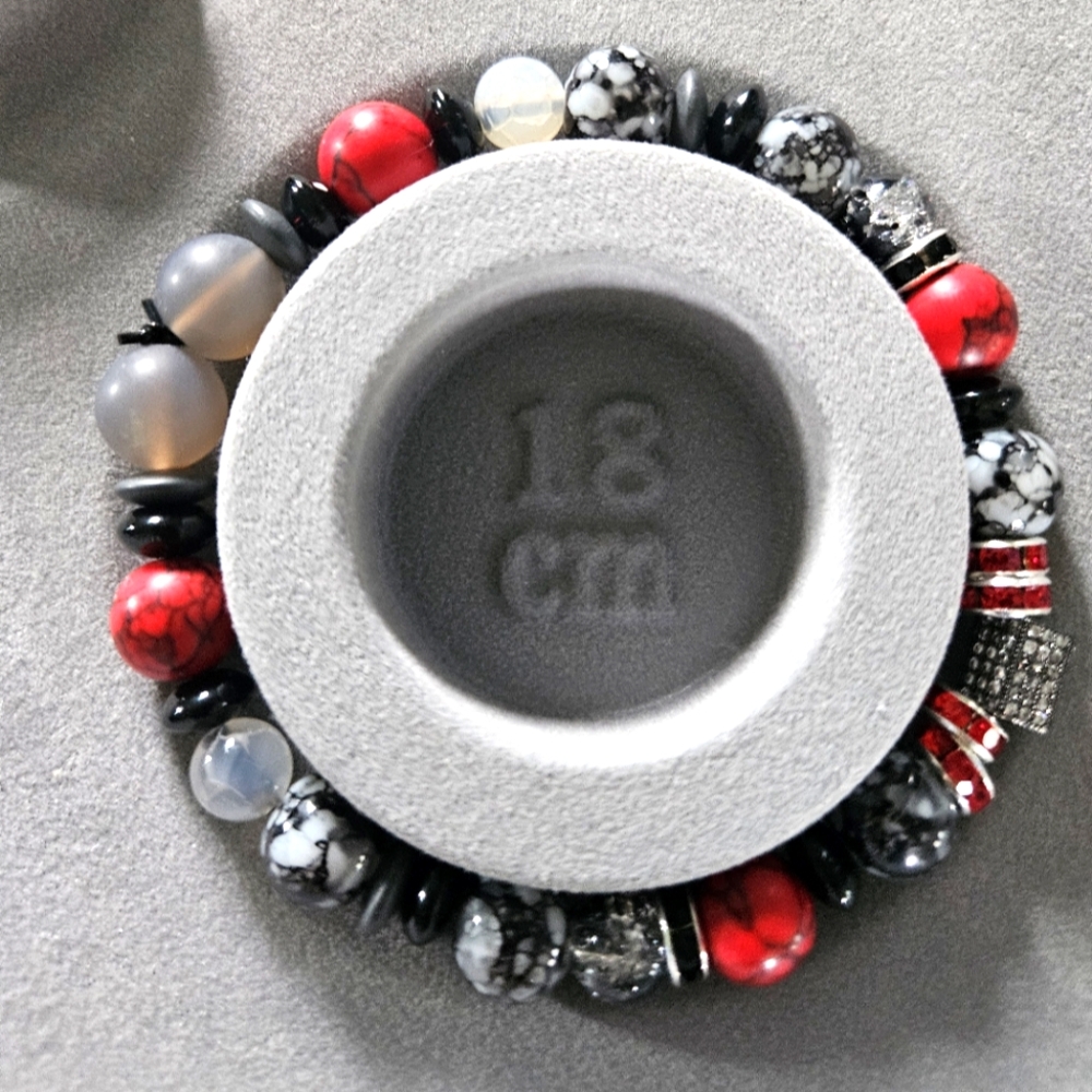 Bead bracelet